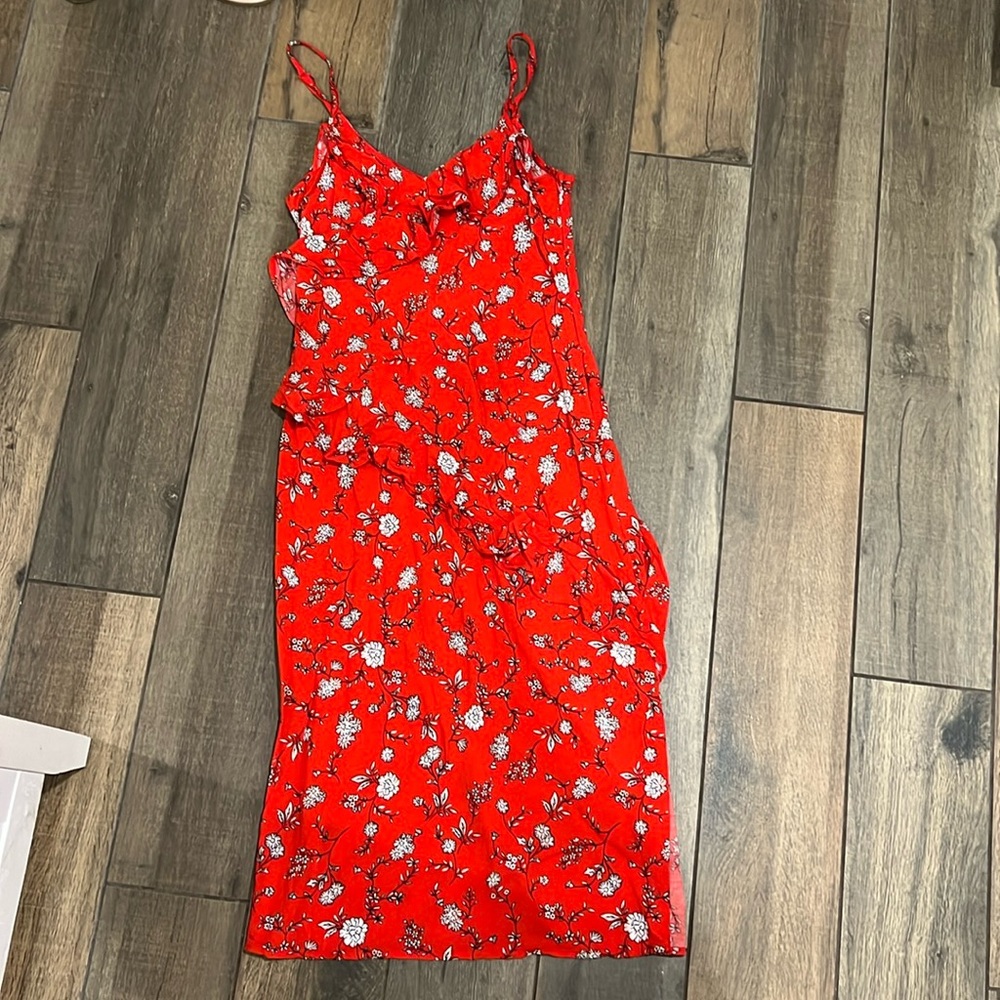 COTTON ON is the brand. Floral red midi dress  !!